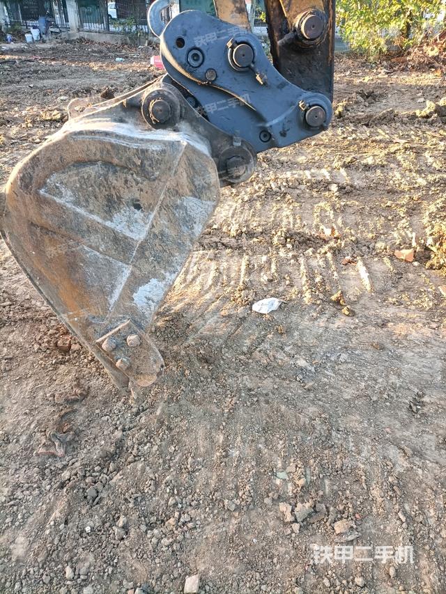 鏟斗45度（工作和回轉(zhuǎn)裝置）