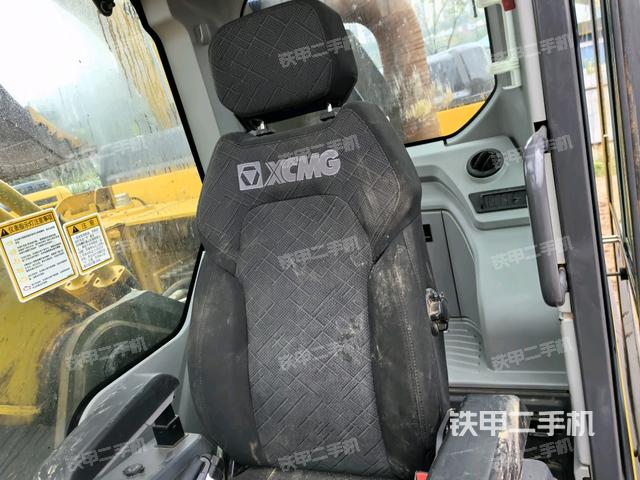 后窗玻璃角標(biāo)（駕駛室部分）