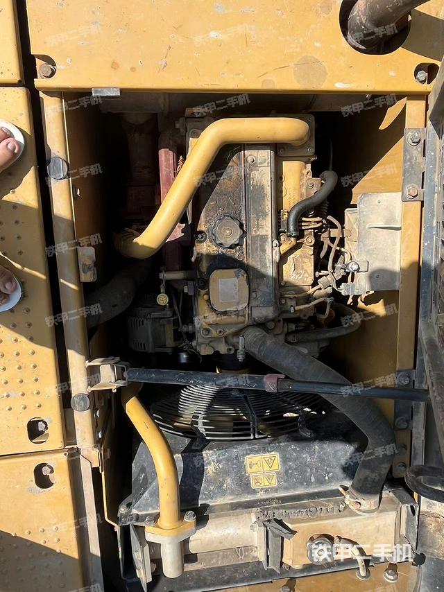 發(fā)動機整體俯視（整機外觀）