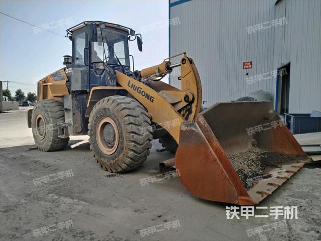 右前45°(整機外觀) 右前45°(整機外觀)