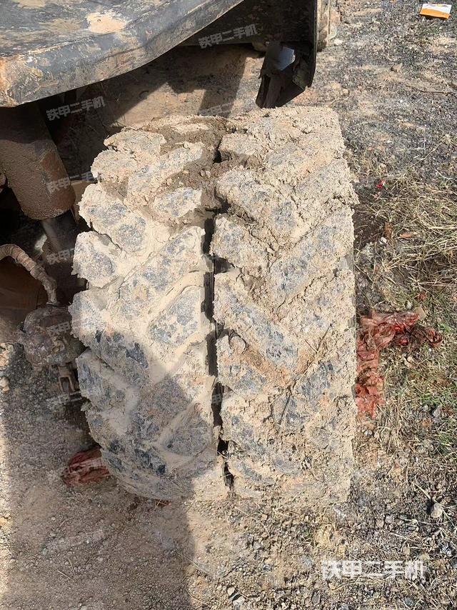 單側(cè)履帶整體（整機外觀）