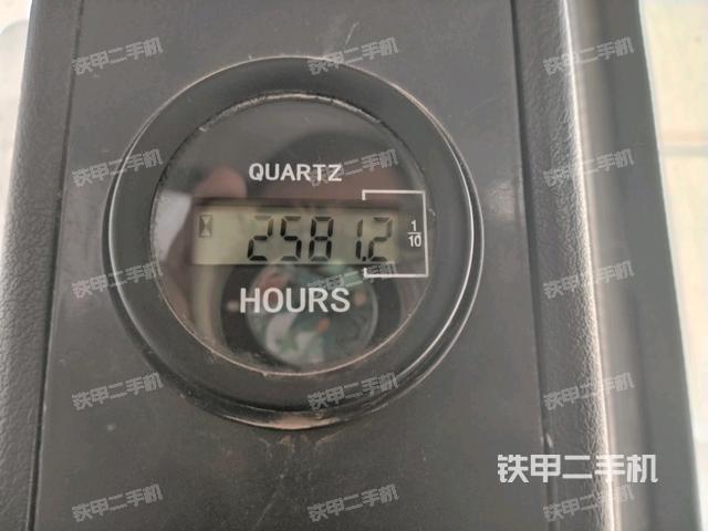 小時表里程數(shù)(駕駛室部分) 小時表里程數(shù)(駕駛室部分)