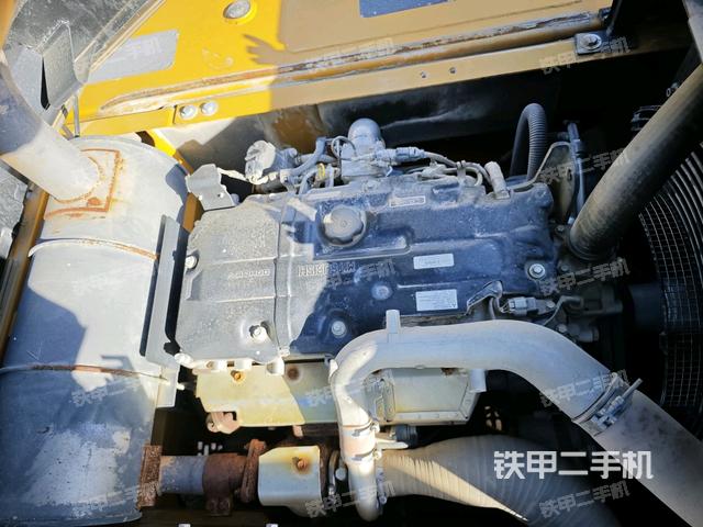發(fā)動機整體俯視(整機外觀) 發(fā)動機整體俯視(整機外觀)