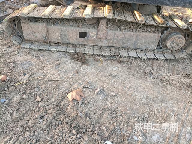 左側(cè)履帶整體?（行走機構）