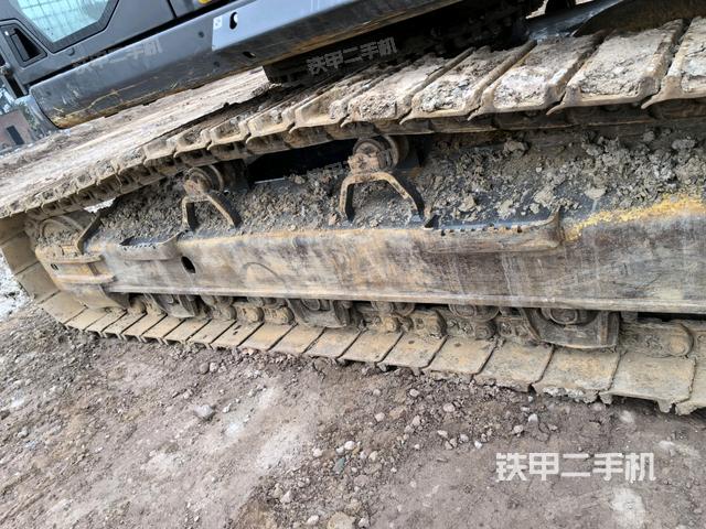 右側(cè)履帶整體（行走機(jī)構(gòu)）