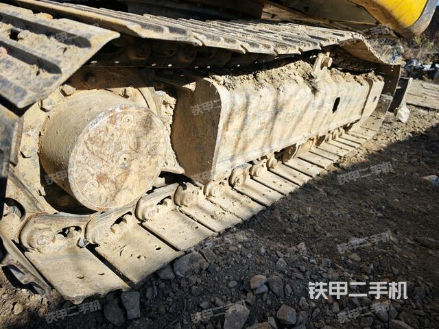 單側履帶整體(整機外觀) 單側履帶整體(整機外觀)
