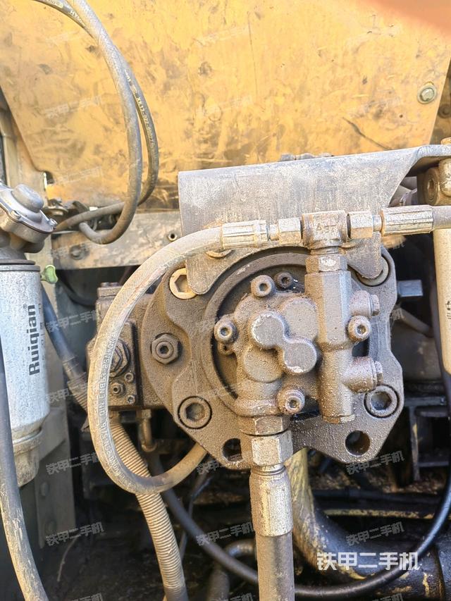 液壓泵室（大件艙室）