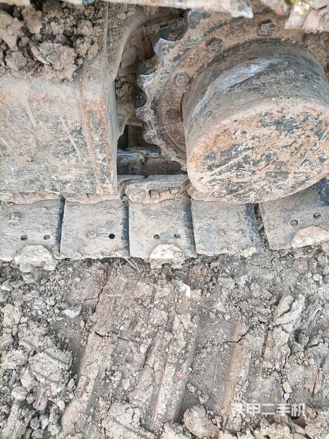 左驅(qū)動輪（行走機構）