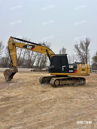 卡特彼勒320D2L液壓挖掘機(jī)