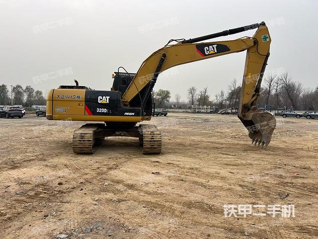 整機右后45°（整機外觀）