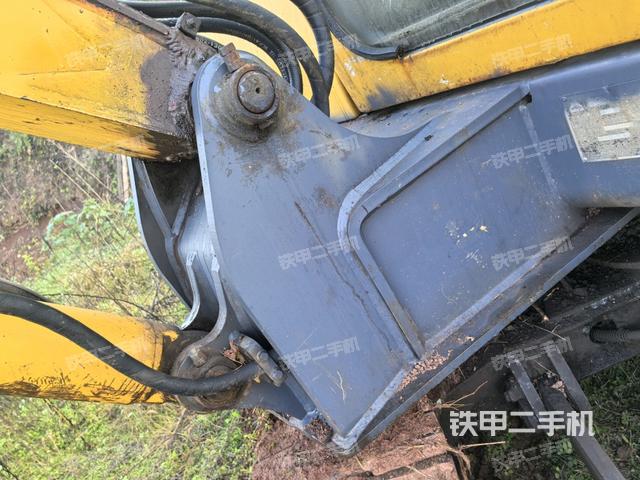 大臂根部?斜(工作和回轉(zhuǎn)裝置) 大臂根部?斜(工作和回轉(zhuǎn)裝置)