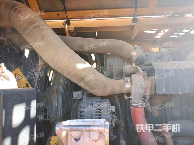 發(fā)動機(jī)室（上車部件）