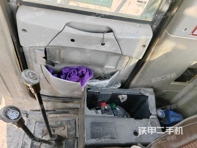 小時(shí)表里程數(shù)(駕駛室部分) 小時(shí)表里程數(shù)(駕駛室部分)