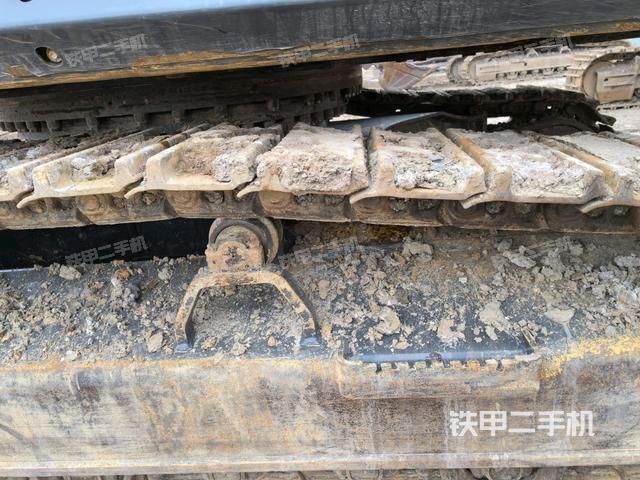 左驅(qū)動(dòng)輪（行走機(jī)構(gòu)）