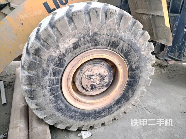 左后輪(行走機構) 左后輪(行走機構)