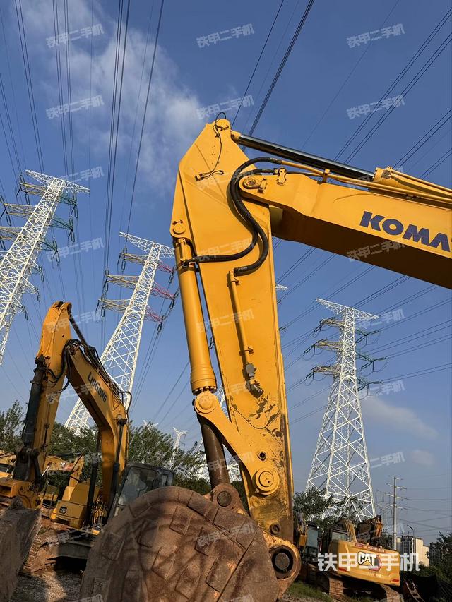 小臂整體左后（工作和回轉裝置）