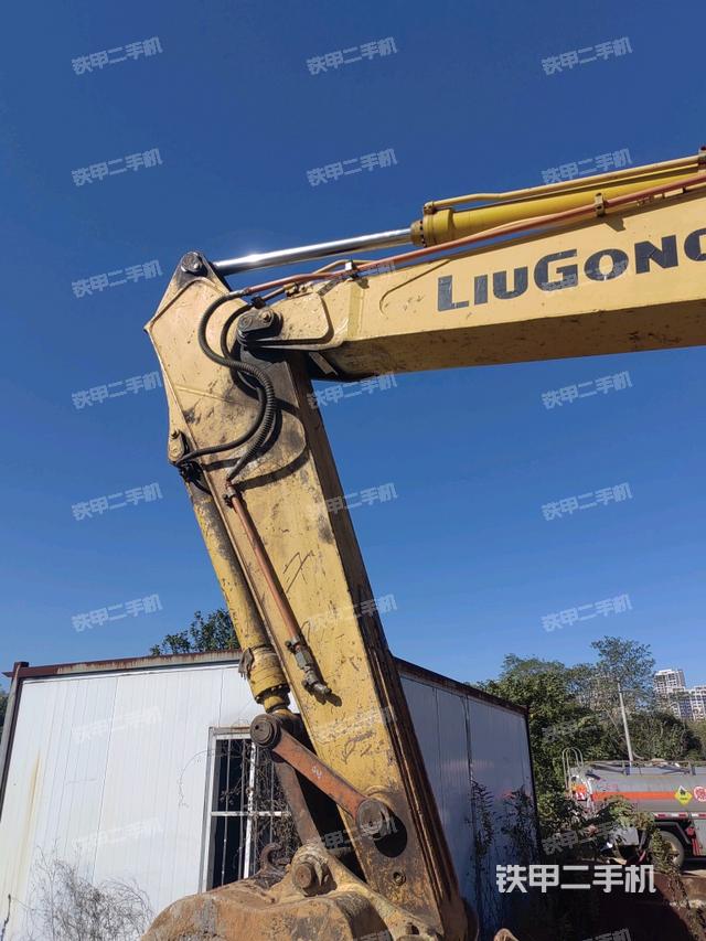 大臂根部?斜視（工作和回轉(zhuǎn)裝置）