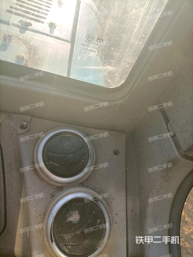 后窗玻璃角標(biāo)（駕駛室部分）