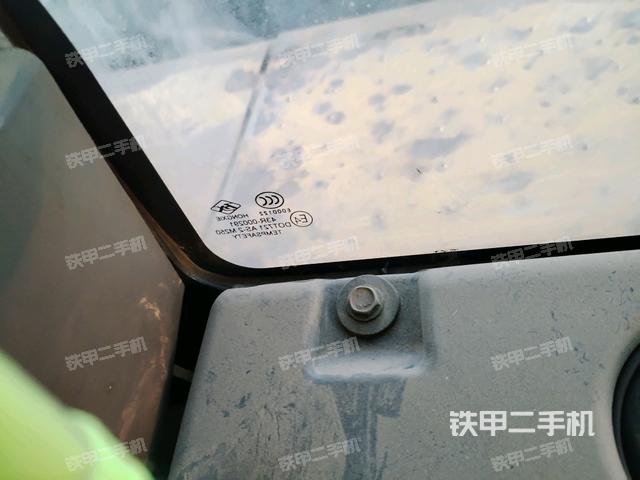 后窗玻璃角標(biāo)（駕駛室部分）