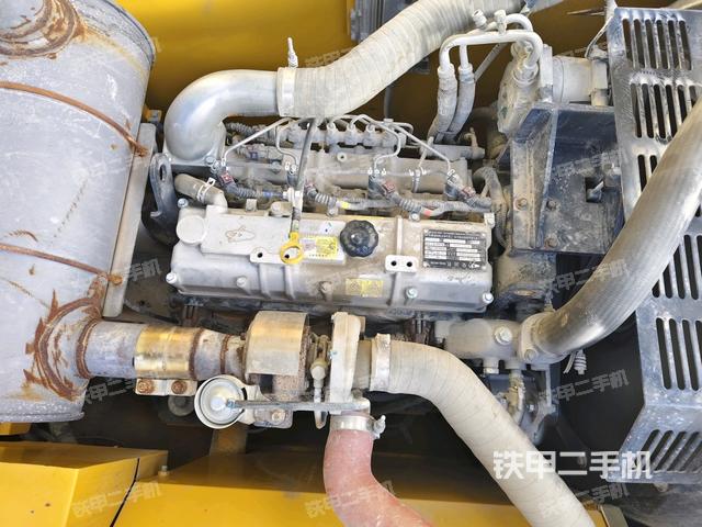 發(fā)動機室(上車部件) 發(fā)動機室(上車部件)