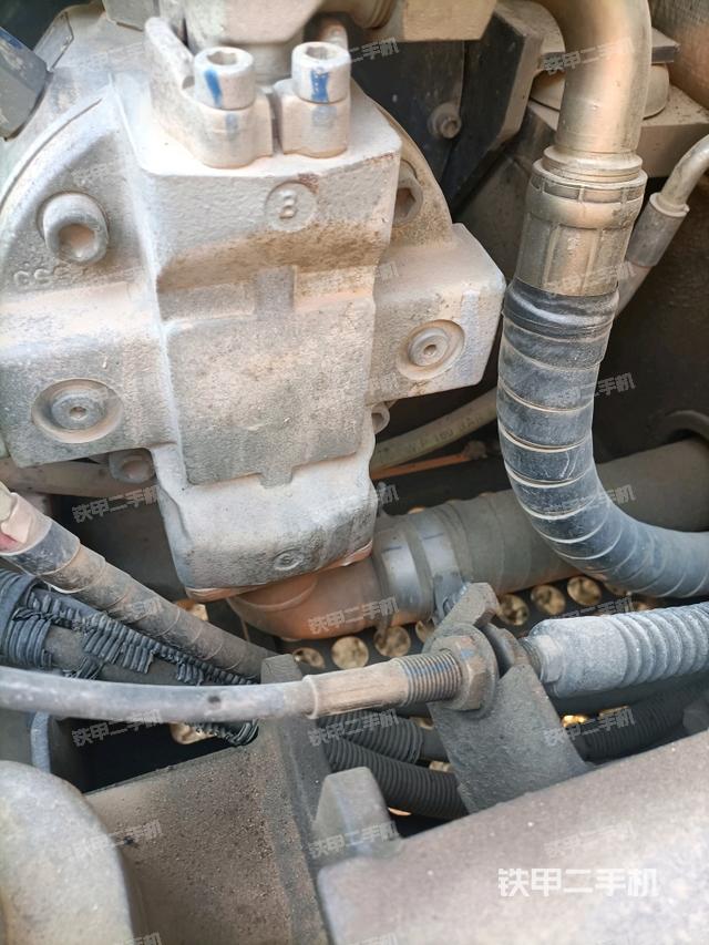 液壓泵室（大件艙室）