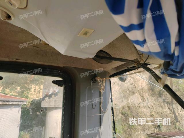 后窗玻璃角標(biāo) (駕駛室部分) 后窗玻璃角標(biāo) (駕駛室部分)