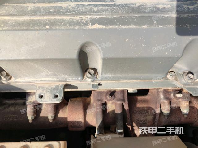 氣門室蓋螺絲特寫(上車部件) 氣門室蓋螺絲特寫(上車部件)