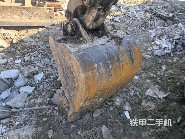 鏟斗45度（工作和回轉(zhuǎn)裝置）