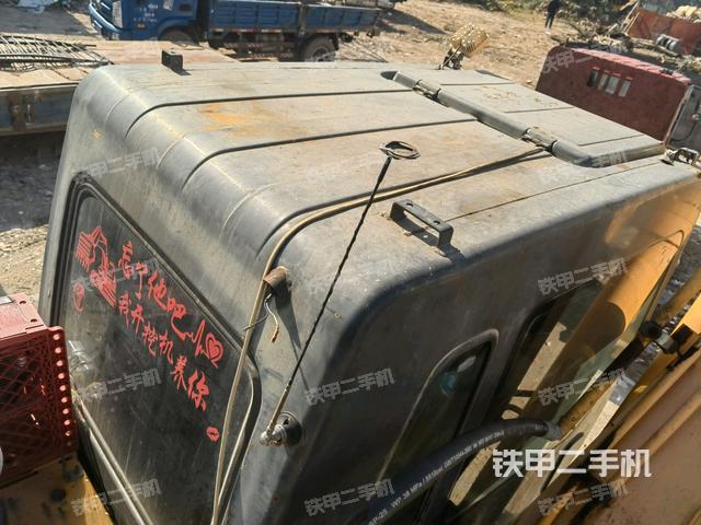 駕駛室頂部俯視(上車部件) 駕駛室頂部俯視(上車部件)