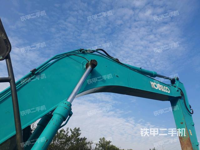 大臂整體?右側(cè)(工作和回轉(zhuǎn)裝置) 大臂整體?右側(cè)(工作和回轉(zhuǎn)裝置)