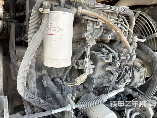 發(fā)動機(jī)整體俯視(整機(jī)外觀) 發(fā)動機(jī)整體俯視(整機(jī)外觀)