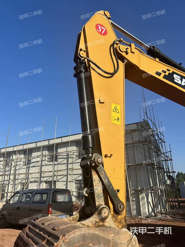 小臂整體左后（工作和回轉(zhuǎn)裝置）