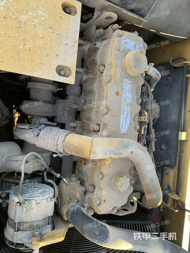 發(fā)動機(jī)整體俯視（整機(jī)外觀）