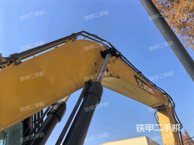 大臂整體?右側(cè)(工作和回轉(zhuǎn)裝置) 大臂整體?右側(cè)(工作和回轉(zhuǎn)裝置)
