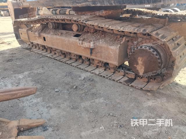 左導(dǎo)向輪（行走機(jī)構(gòu)）