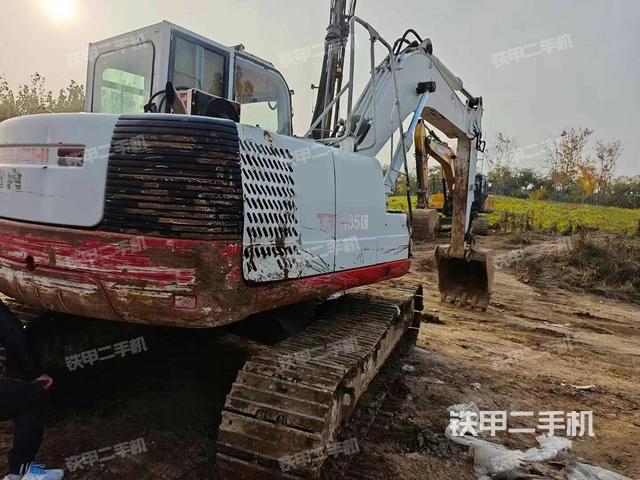 整機右后45°（整機外觀）