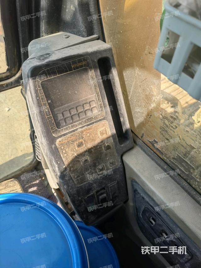顯示屏?(駕駛室部分) 顯示屏?(駕駛室部分)