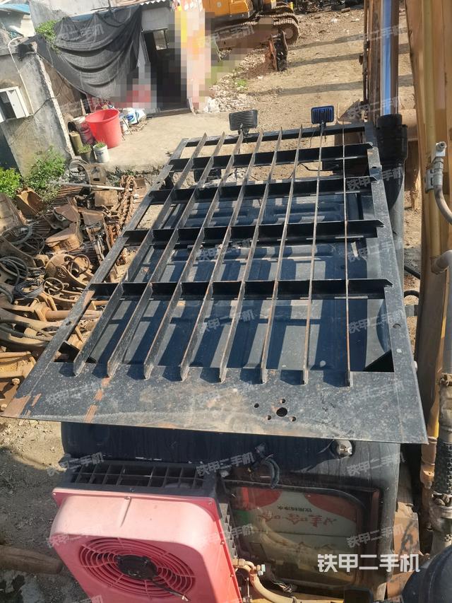 駕駛室頂部俯視（上車部件）