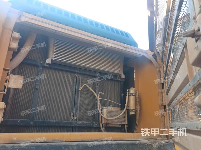 散熱器正面（大件艙室）