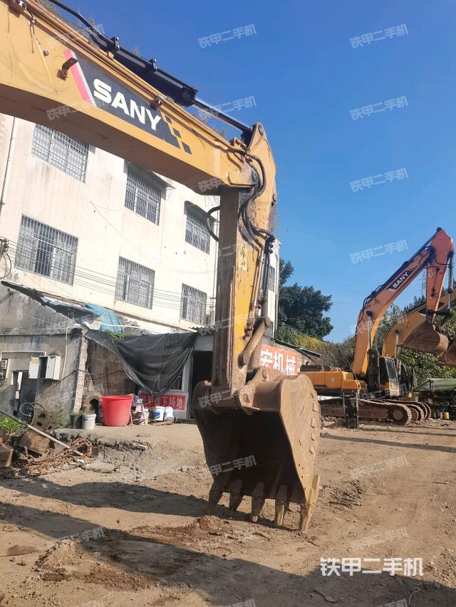 小臂整體右前（工作和回轉(zhuǎn)裝置）