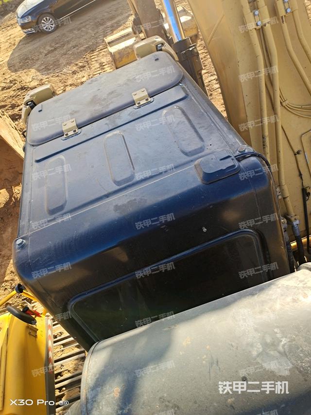 駕駛室頂部（整機(jī)外觀）