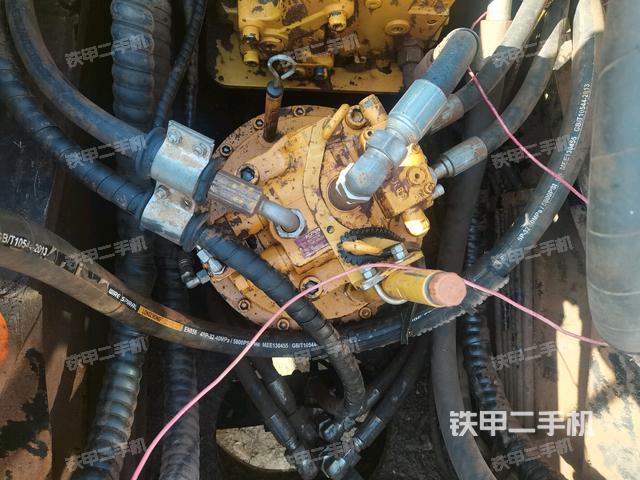 回轉(zhuǎn)馬達(dá)（上車部件）