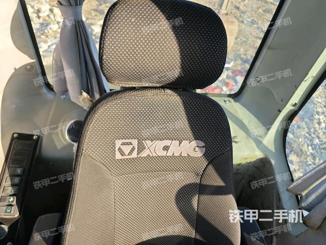 座椅后部(駕駛室部分) 座椅后部(駕駛室部分)
