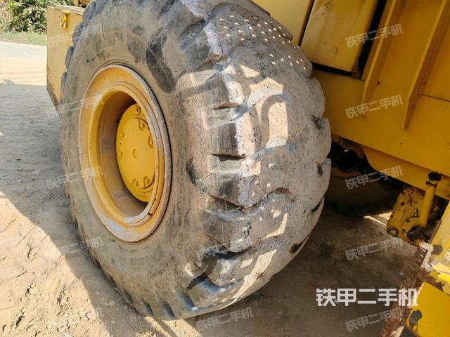 左后輪（行走機(jī)構(gòu)）