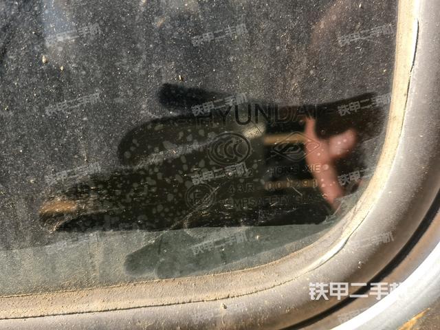座椅右側(cè)控制臺(tái)/鑰匙門/油門/含右手柄(駕駛室部分) 座椅右側(cè)控制臺(tái)/鑰匙門/油門/含右手柄(駕駛室部分)