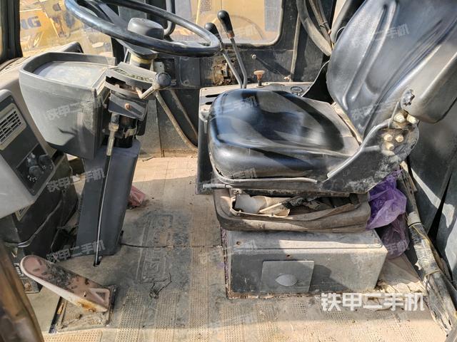 頂棚整體  內(nèi)（駕駛室部分）