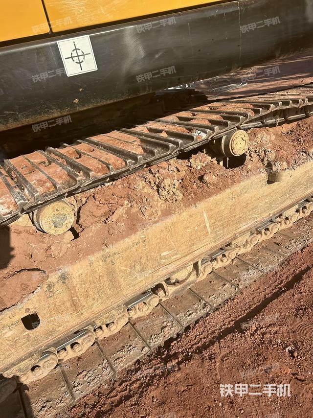 右導(dǎo)向輪（行走機(jī)構(gòu)）