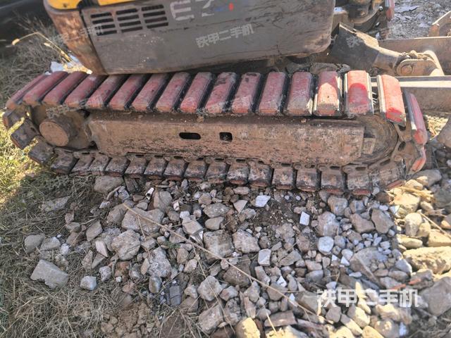 右側(cè)履帶整體?（行走機構(gòu)）