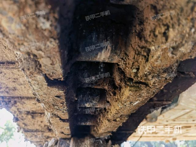 左托鏈輪和鏈筋（行走機(jī)構(gòu)）