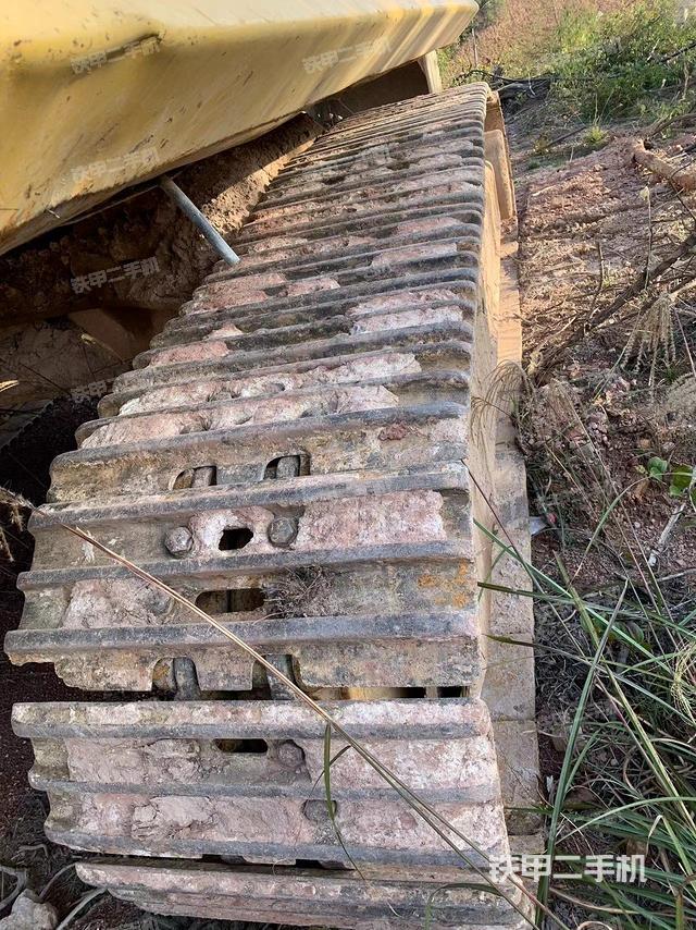 單側(cè)履帶整體（整機(jī)外觀）